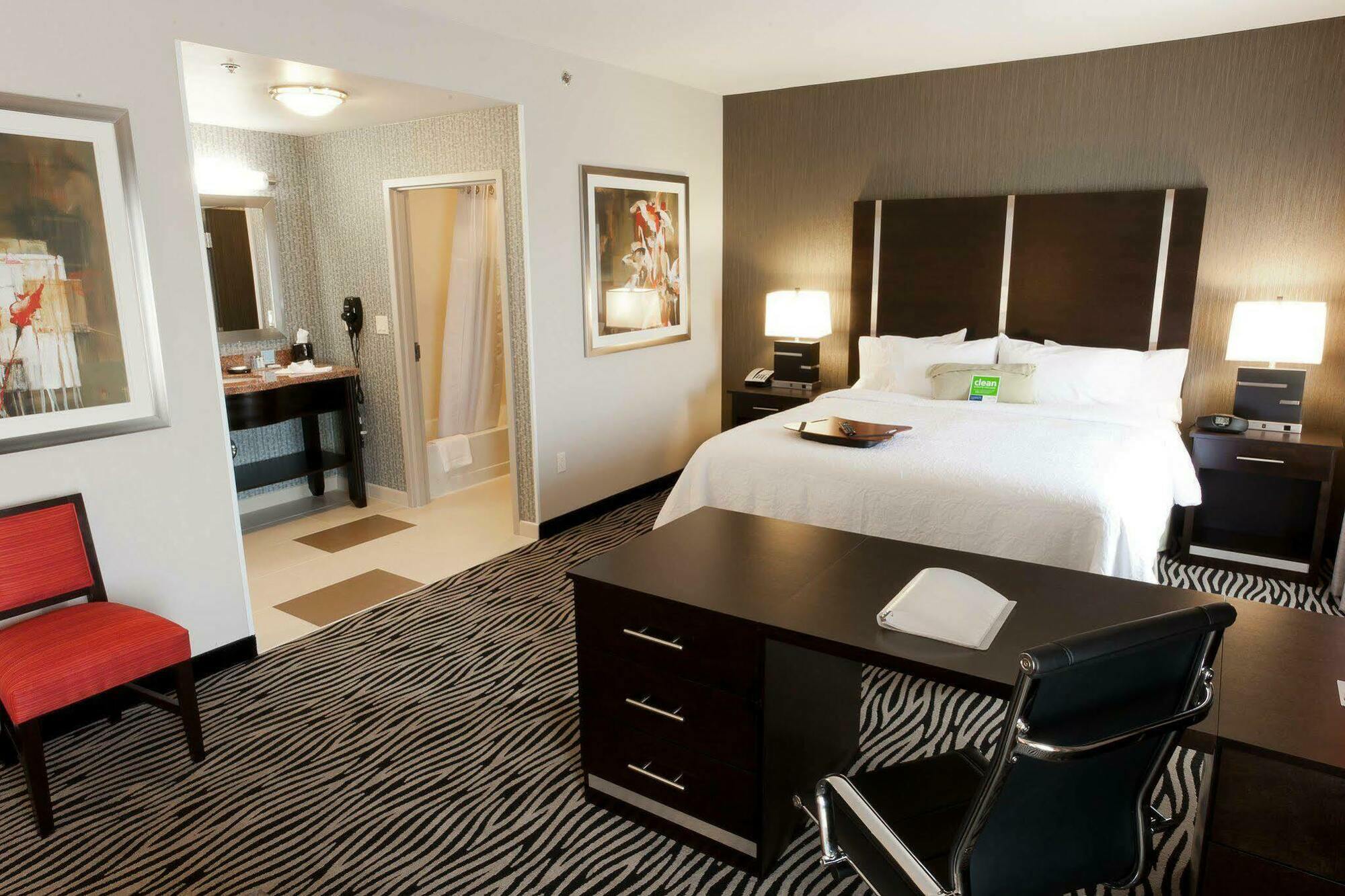 Hampton Inn And Suites Tulsa Central Zimmer foto